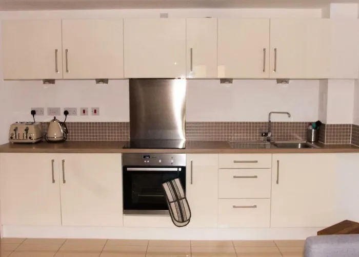 Impressive Urban Townhouse - Centre *