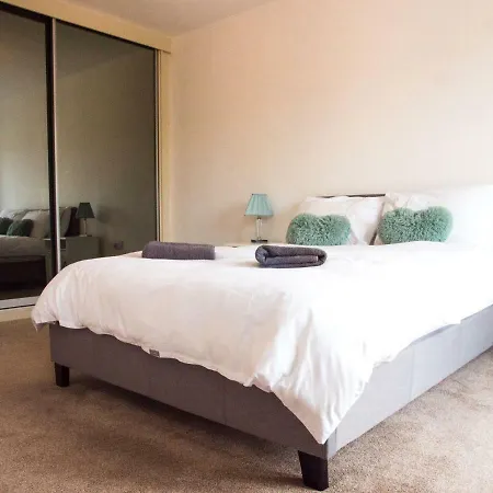 Impressive Urban Townhouse - Centre Feriehus *