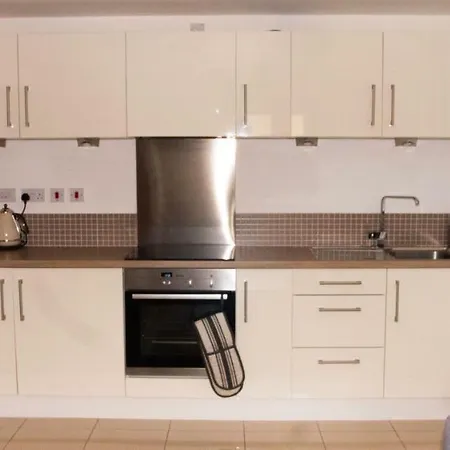 Impressive Urban Townhouse - Leeds Centre *